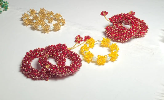 Loreal Beads Gajrey- Pearls