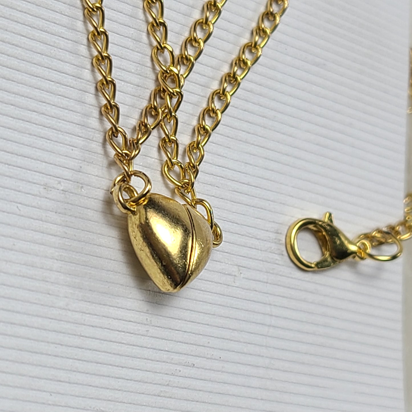 Megnatic Heart Locket ❤️